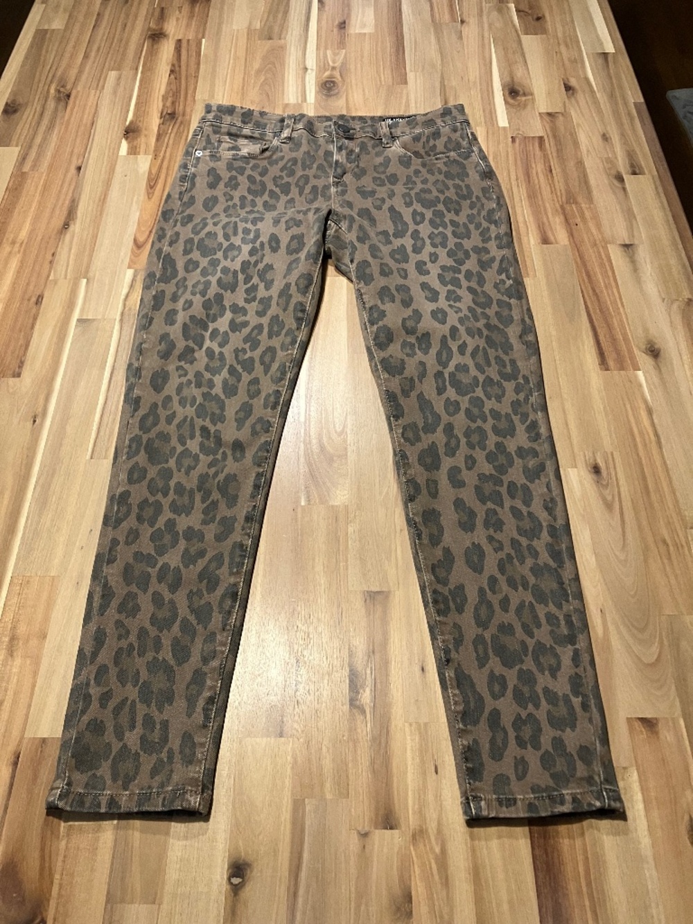 BLANKNYC The Reade Crop Leopard Print Jeans | Size 27